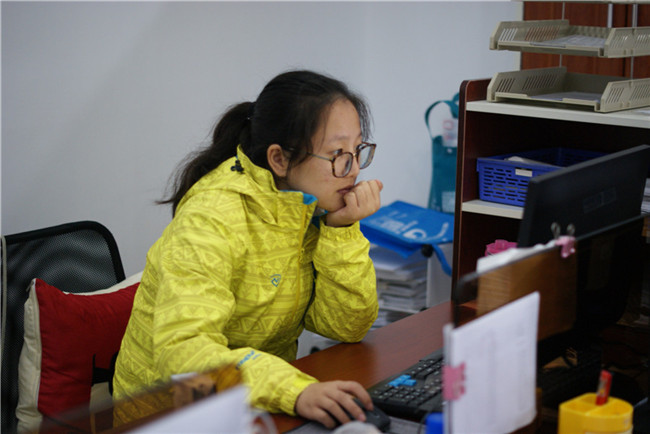 �T���L��